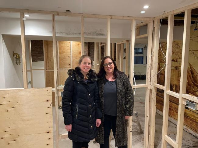 NEW: Lynn and Sophie on site at the new practice